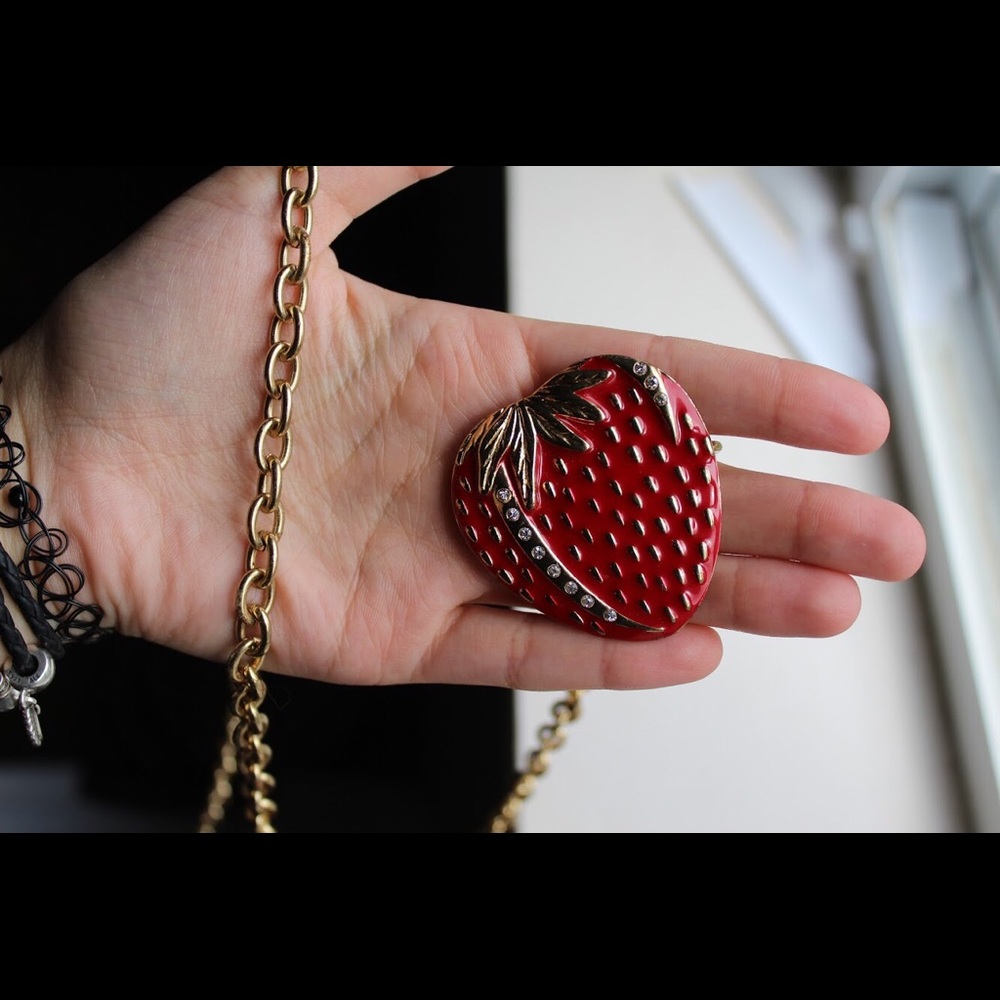 gold chain strawberry belt